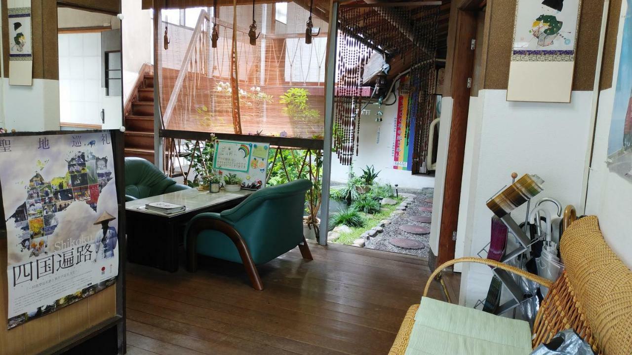 Walking Pilgrimage Hotel Tokiwa Ryokan Ozu (Ehime) Exterior foto